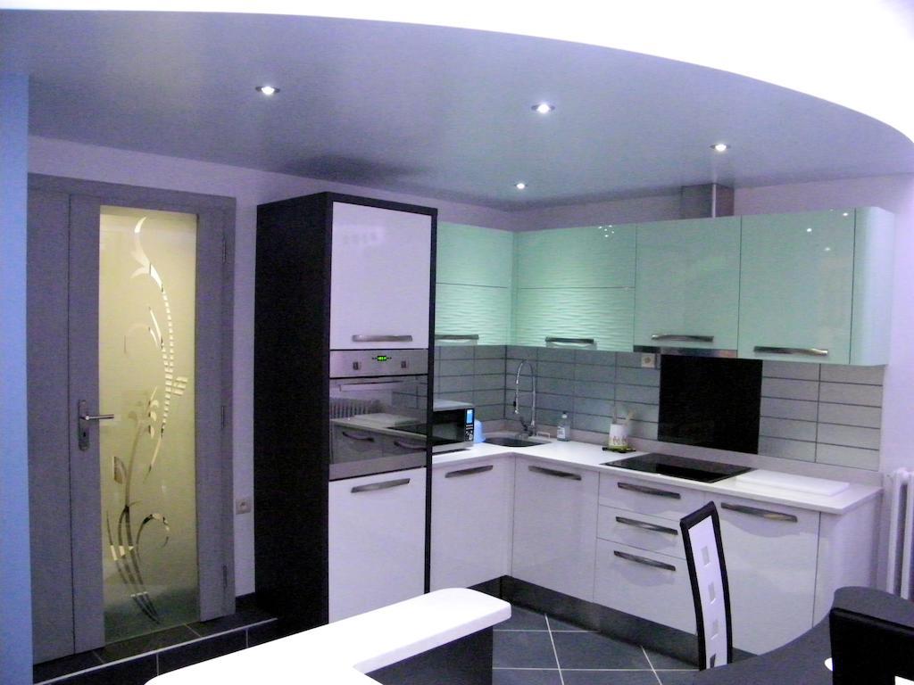 Grand Appartement Dans Villa Avec Parking Quartier Residentiel 주아니 객실 사진